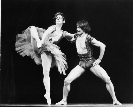 Lynn Seymour and Rudolf Nureyev in Sideshow