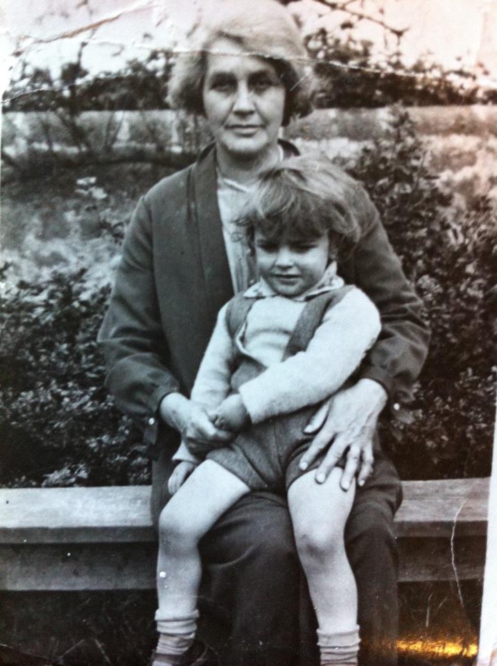 Edith Shreeve MacMillan and Kenneth MacMillan circa 1932